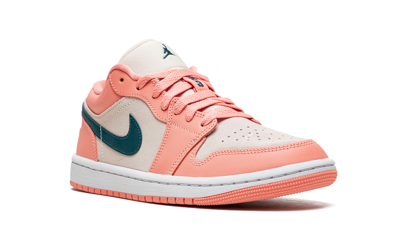 AIR JORDAN 1 LO WMNS Light Madder Root DC0774 800
