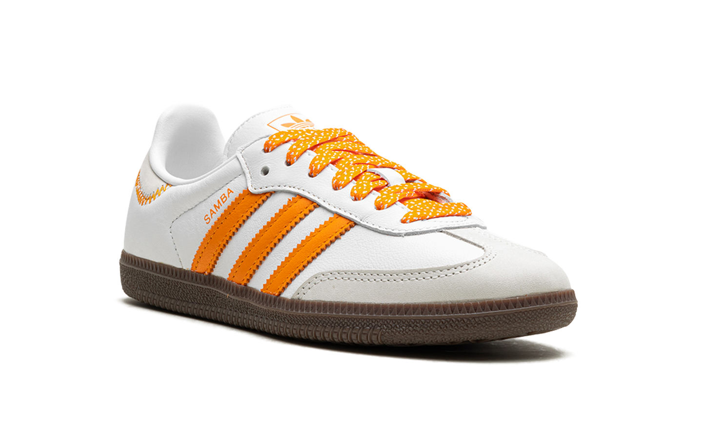 Adidas Samba OG WMNS "WHITE EQUIPMENT ORANGE" IE6521
