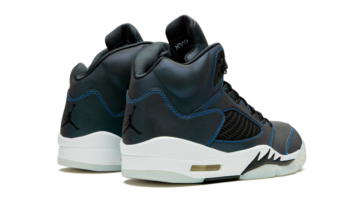 AIR JORDAN 5 RETRO WMNS Oil Grey CD2722 001