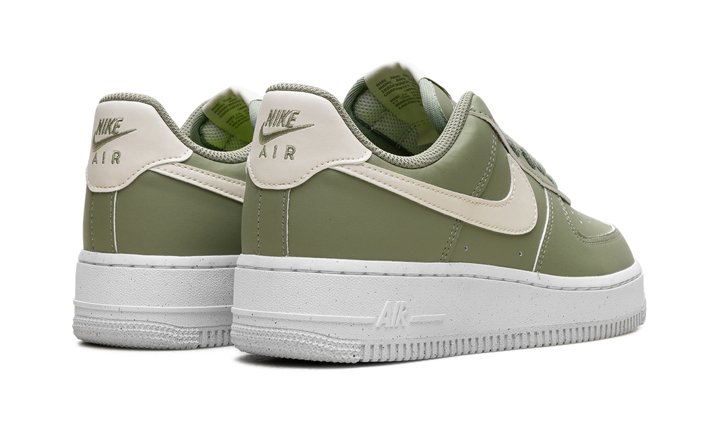 Nike Air Force 1 '07 Next Nature WMNS Oil Green HF5062 386