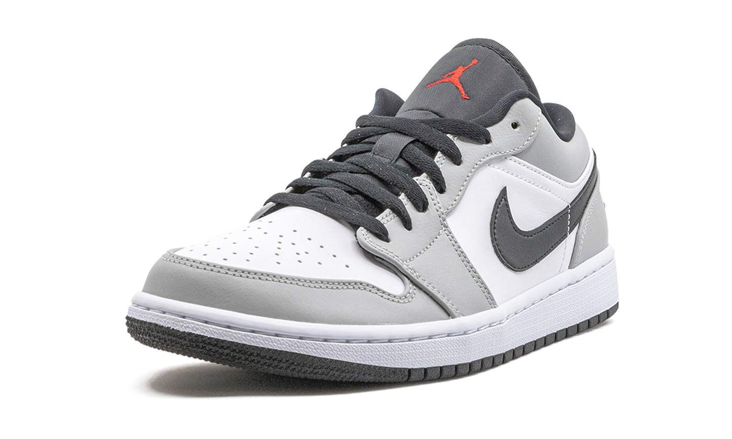 Air Jordan 1 Low Light Smoke Grey 553558 030