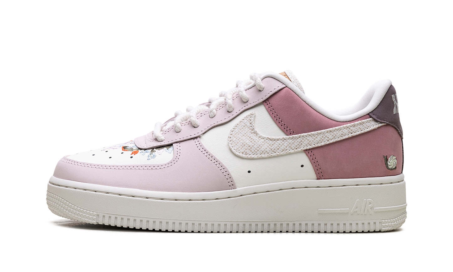 Nike Air Force 1 Low WMNS Mushroom IB8874 111