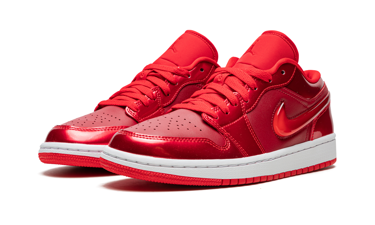 JORDAN 1 Low SE WMNS Pomegranate DH5893 600
