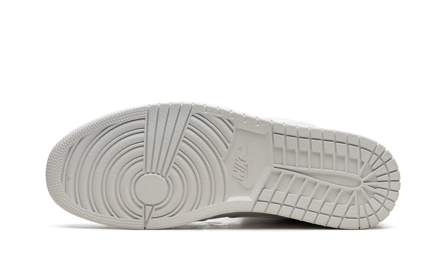 Air Jordan 1 Mid White / Cool Grey 554724 102