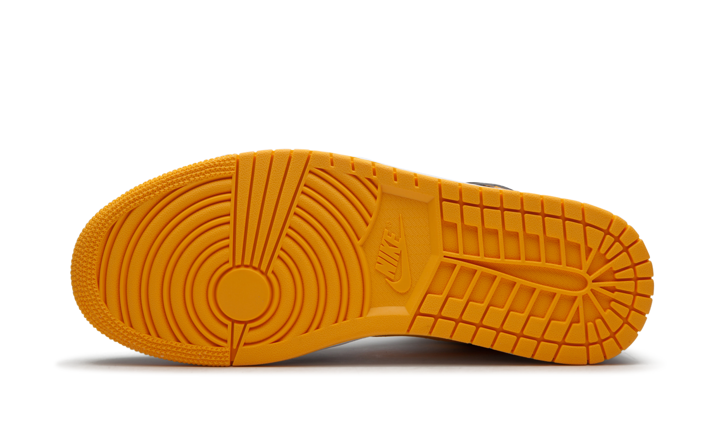 AIR JORDAN 1 MID SE WMNS Laser Orange/Black CV5276 107