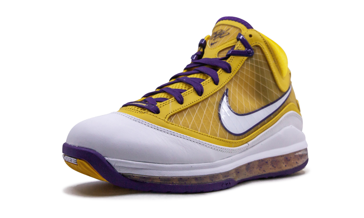 Nike Air Max Lebron 7 "Media Day" CW2300 500