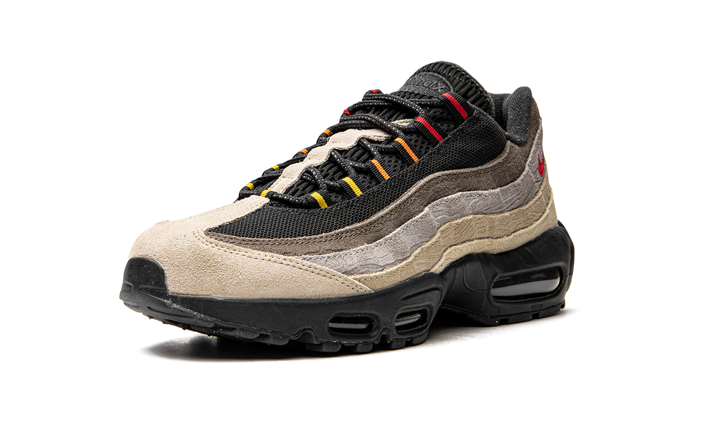 Nike Air Max 95 "Topographic" DV3197 001