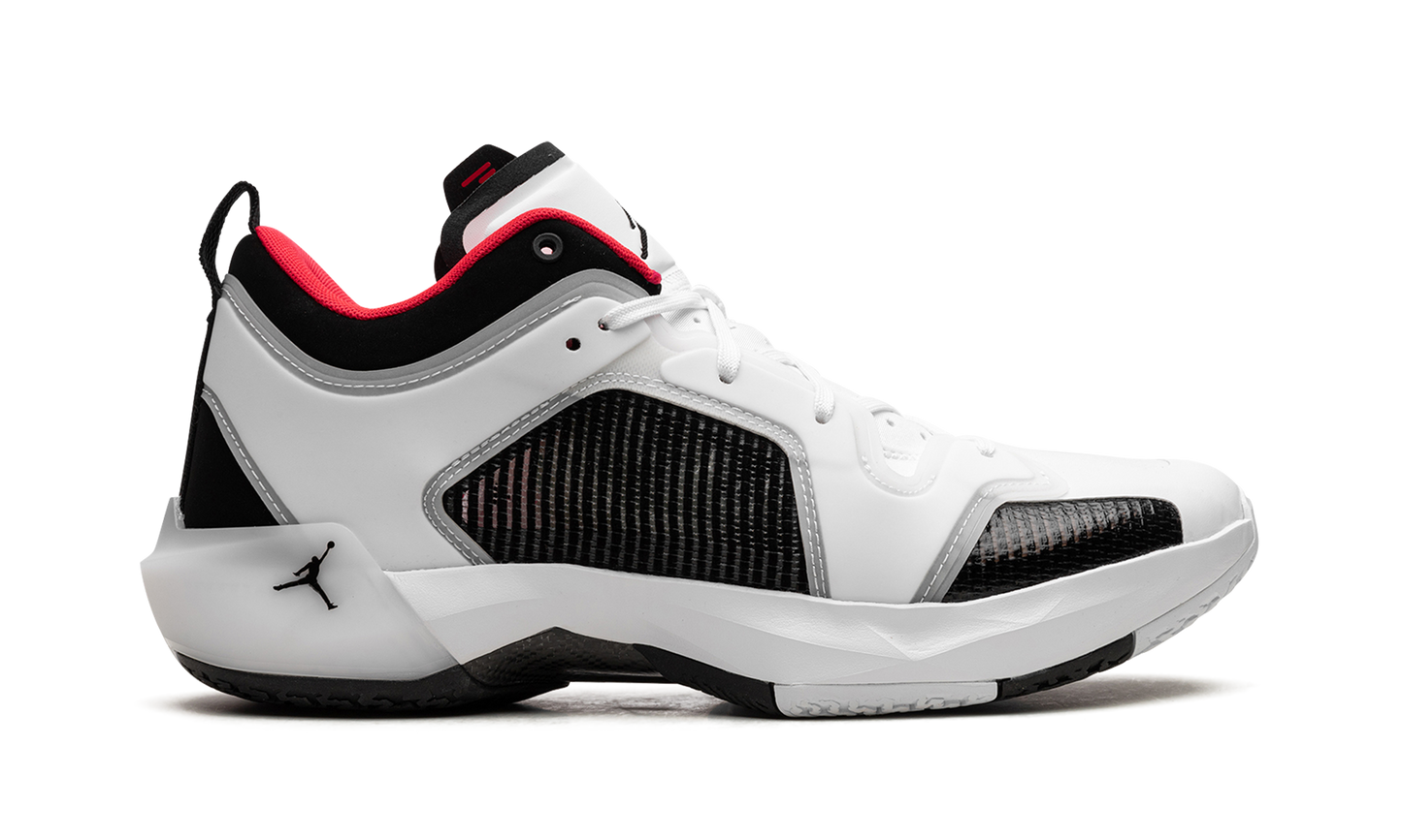 Air Jordan 37 Low Siren Red DQ4122 100