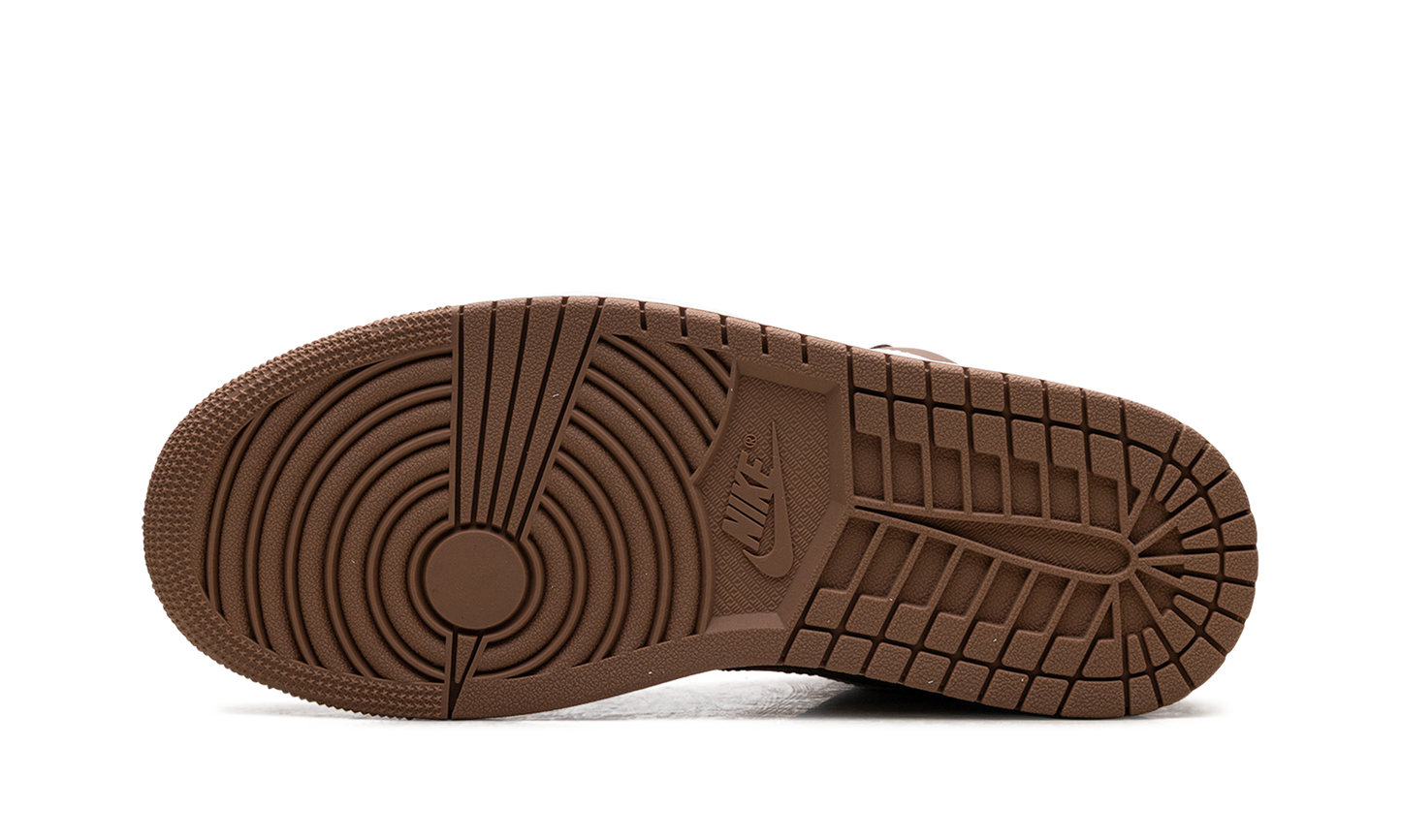 Jordan 1 Low WMNS Archaeo Brown White DC0774 202