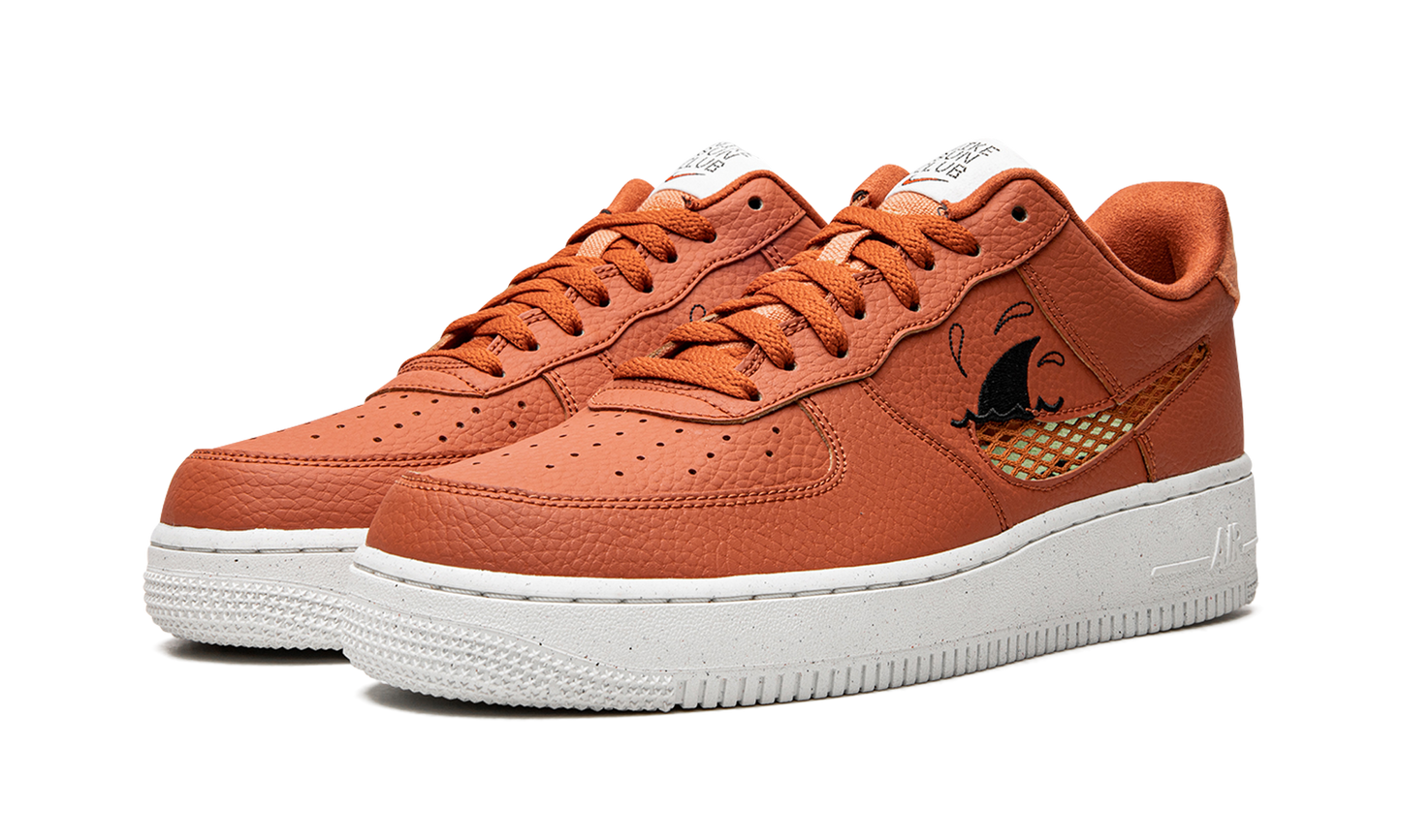 Nike Air Force 1 '07 LV8 NN "Sun Club" DM0117 800