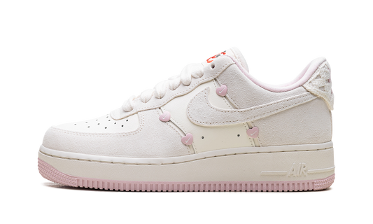 Nike Air Force 1 Low WMNS Valentine's Day HV5992 111