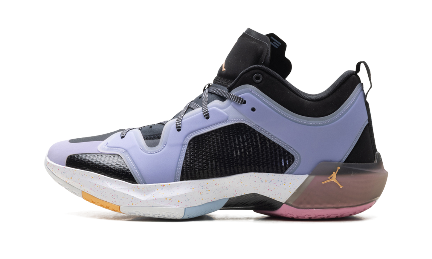 Air Jordan 37 Low Dongdan FD8701 001