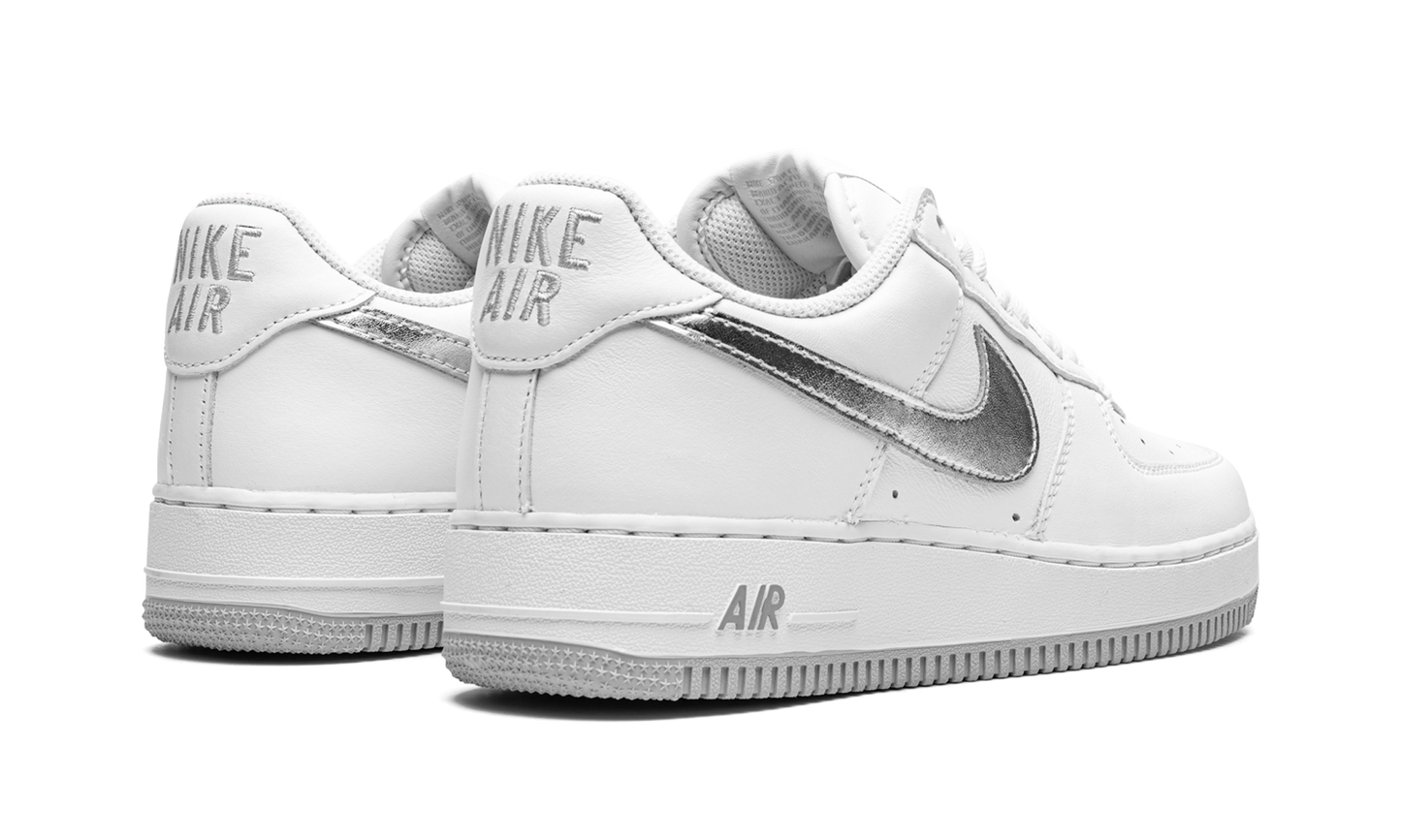 Nike Air Force 1 Low "Silver Swoosh" DZ6755 100