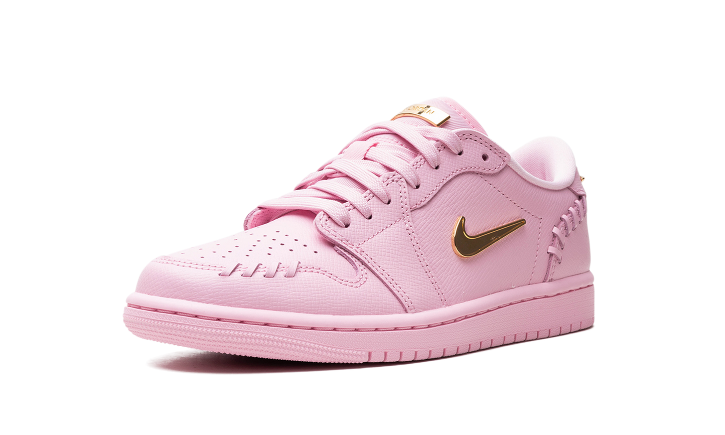 AIR JORDAN 1 LOW WMNS Method of Make Perfect Pink FN5032 600