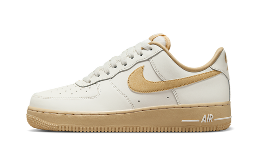 Nike Air Force 1 â€?7 "Sail / Vintage Green / Sesame" FZ3597 133
