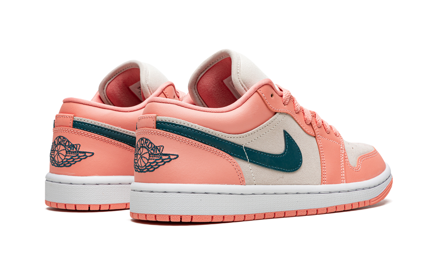 AIR JORDAN 1 LO WMNS Light Madder Root DC0774 800