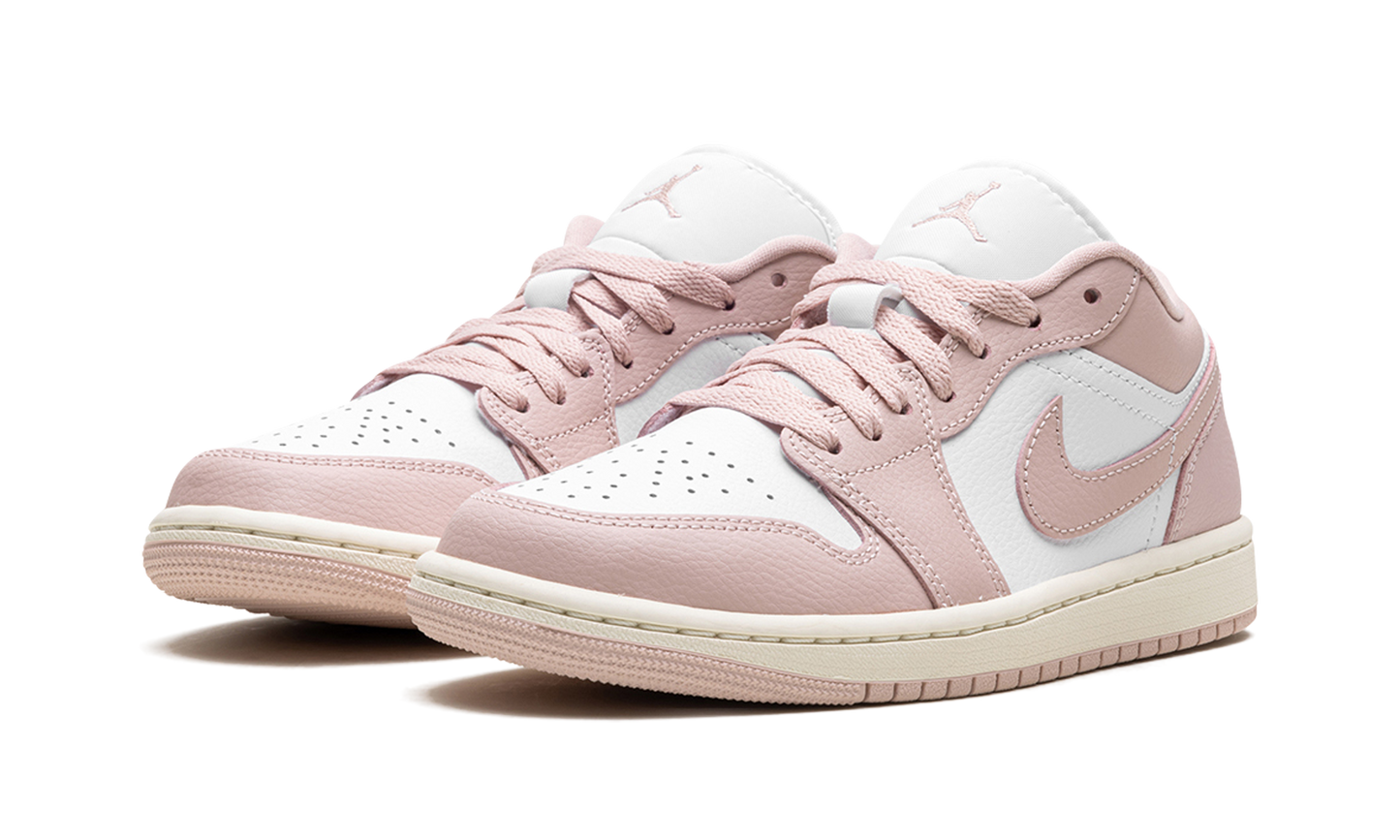 Jordan 1 Low WMNS Pink Oxford DC0774 162