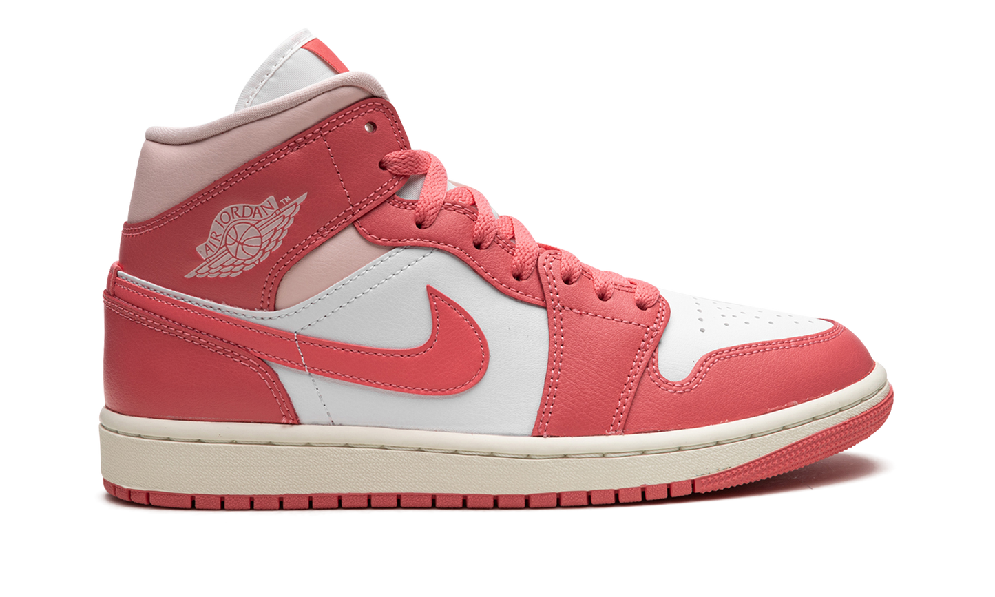 AIR JORDAN 1 MID WMNS Strawberries And Cream BQ6472 186