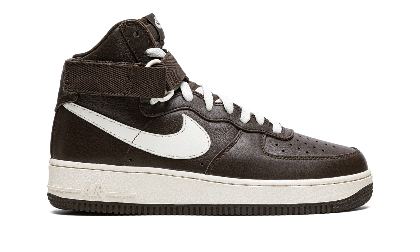 Nike Air Force 1 HI Retro QS 743546 200