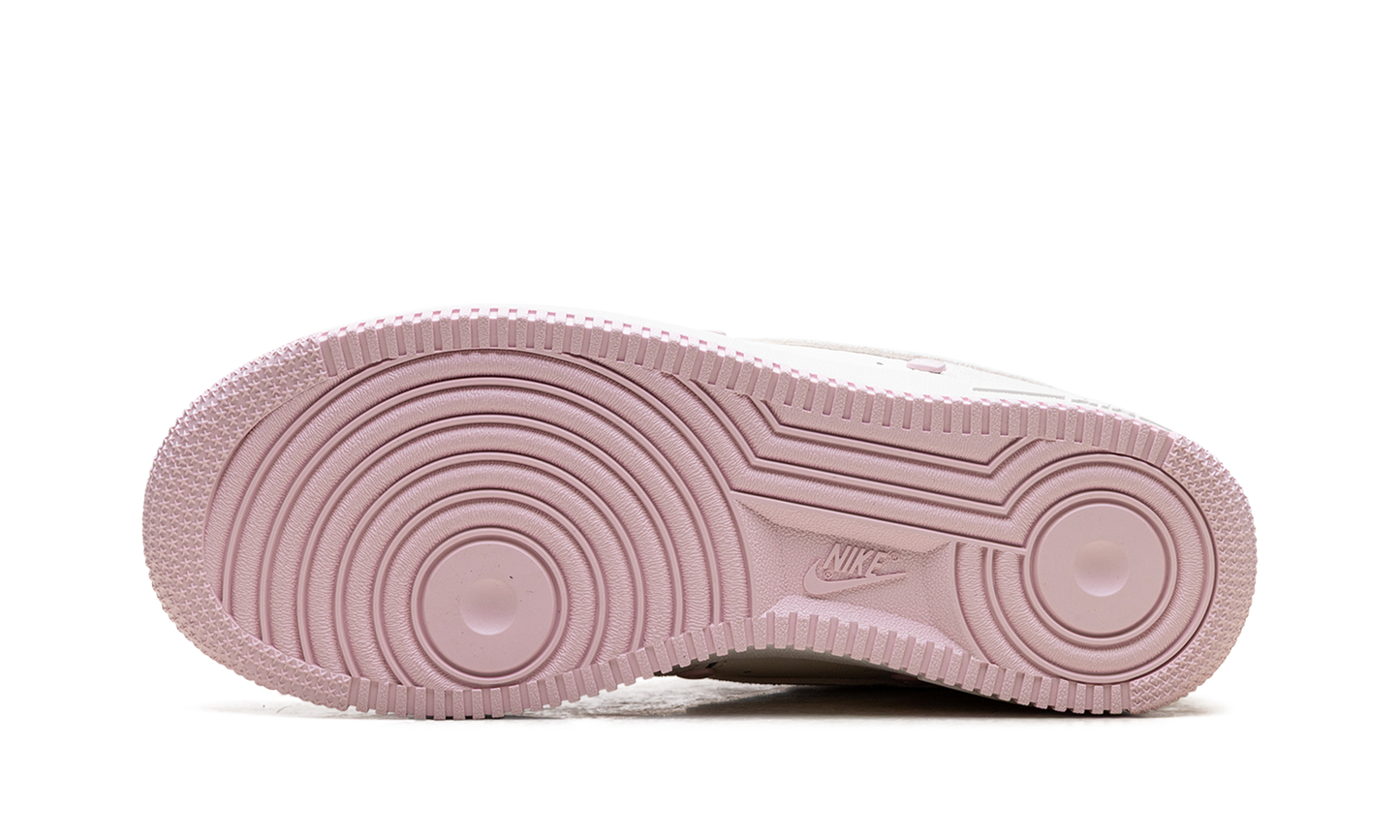 Nike Air Force 1 Low WMNS Valentine's Day HV5992 111