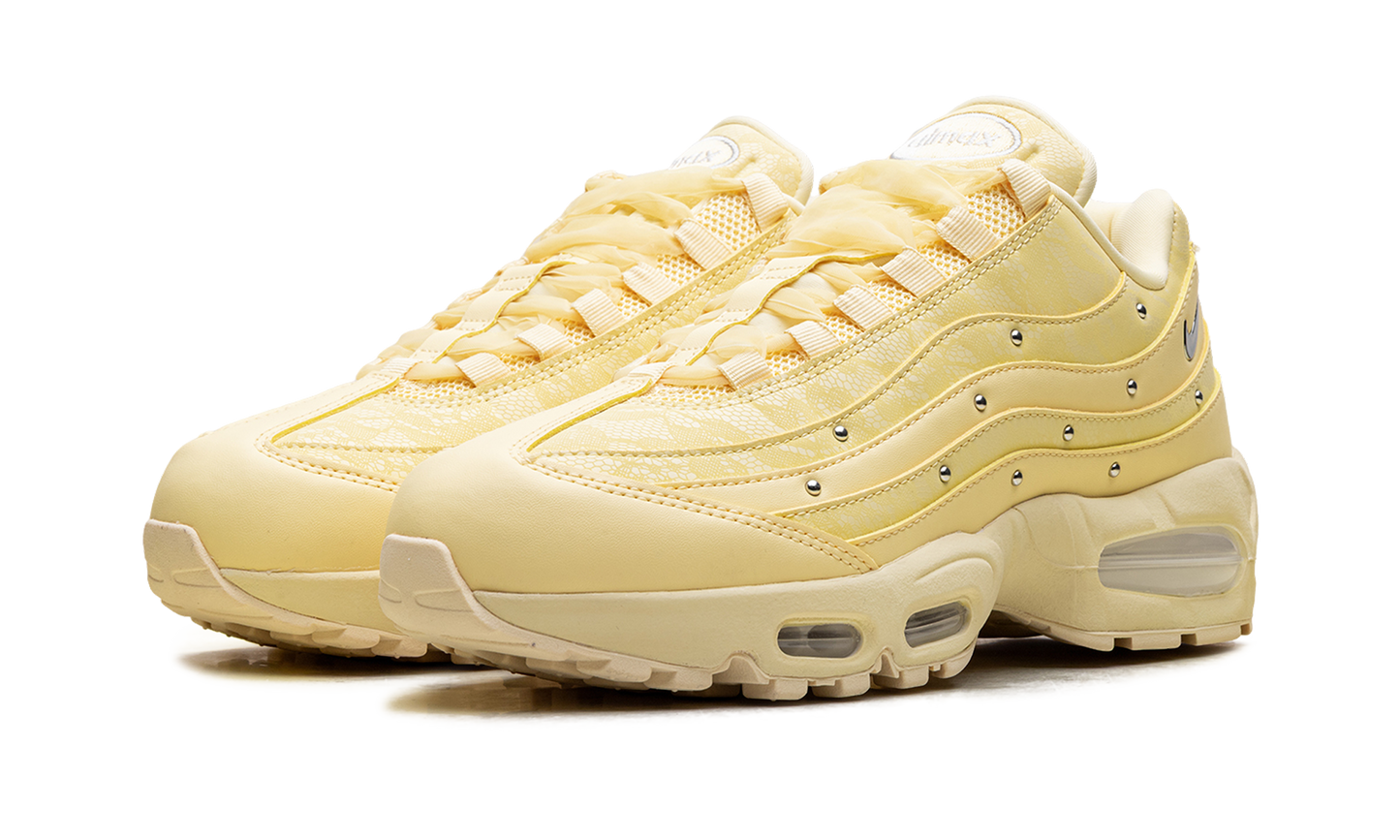 Nike Air Max 95 WMNS "Soft Yellow Silver Studded" IQ3444 722