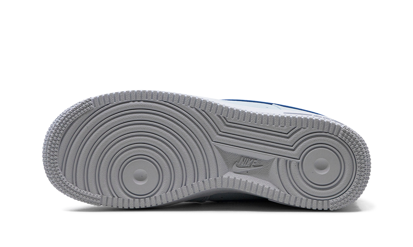 Nike AIR FORCE 1 LO WMNS Shades of Blue FN7185 423