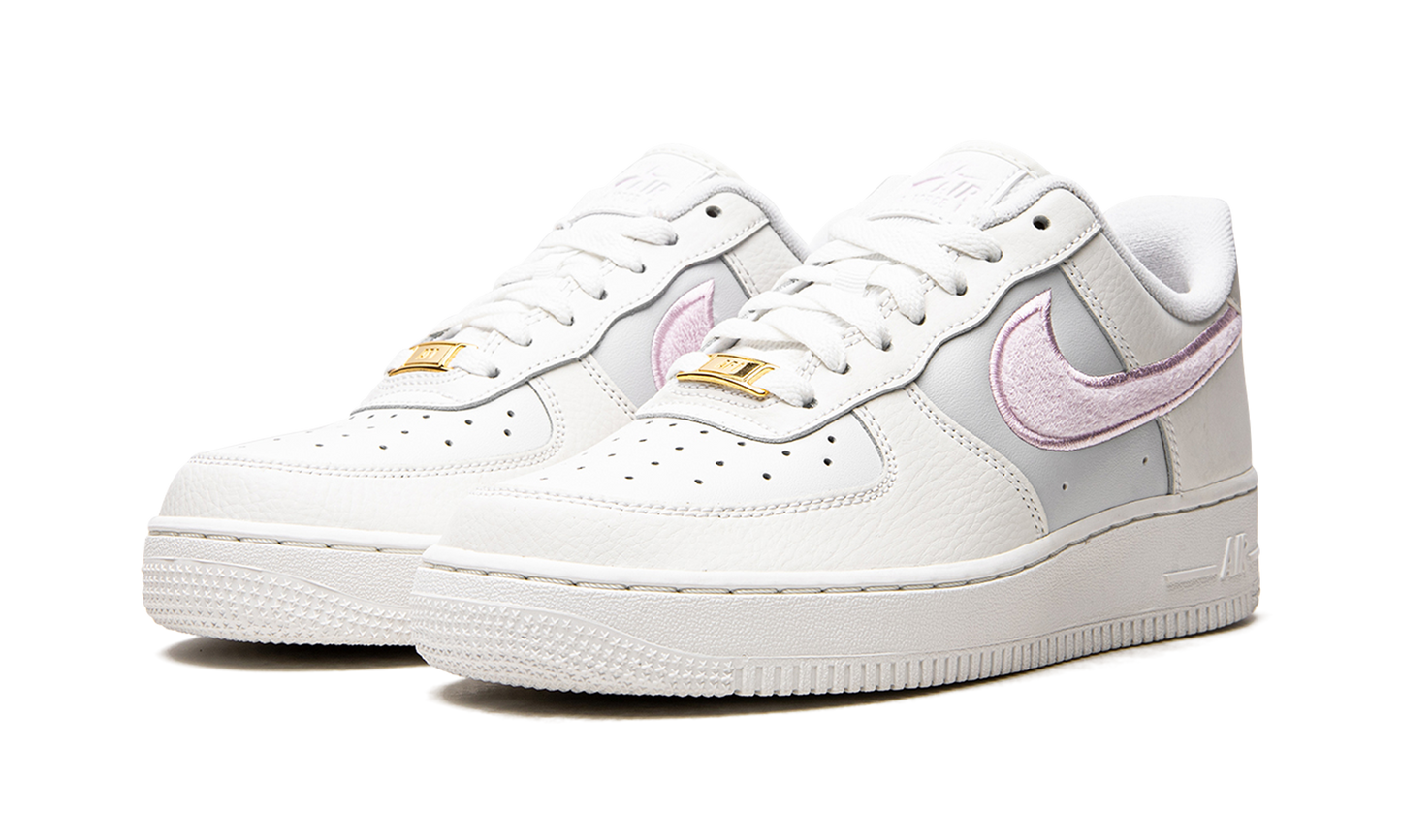 Nike AIR FORCE 1 07 WMNS REGAL PINK DQ0826 100