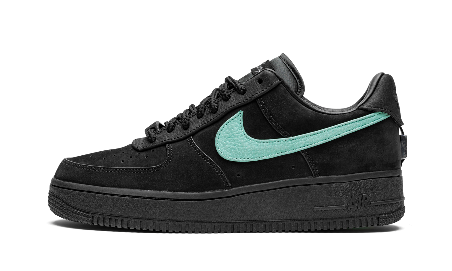 Nike Air Force 1 Low "Tiffany and Co." DZ1382 001