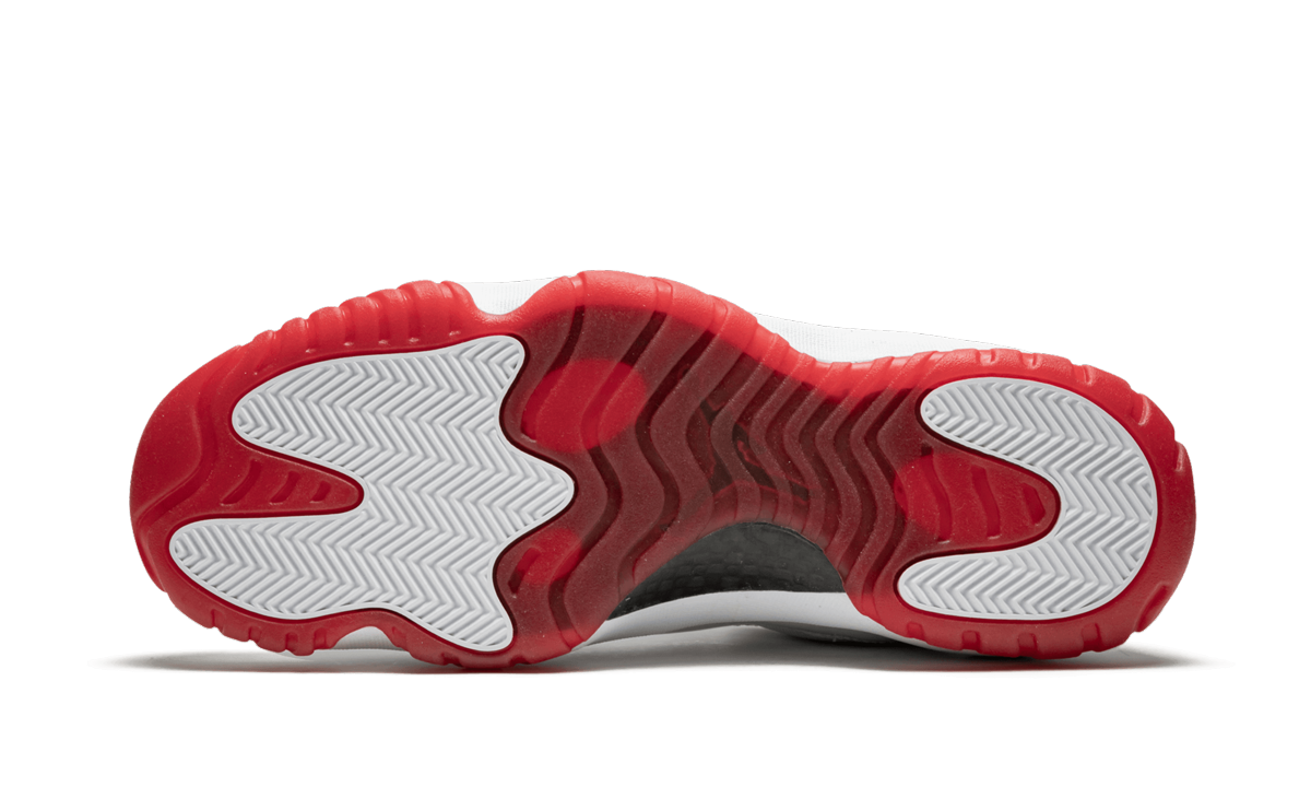 Air Jordan 11 Retro Low White/Varsity Red 528895 101