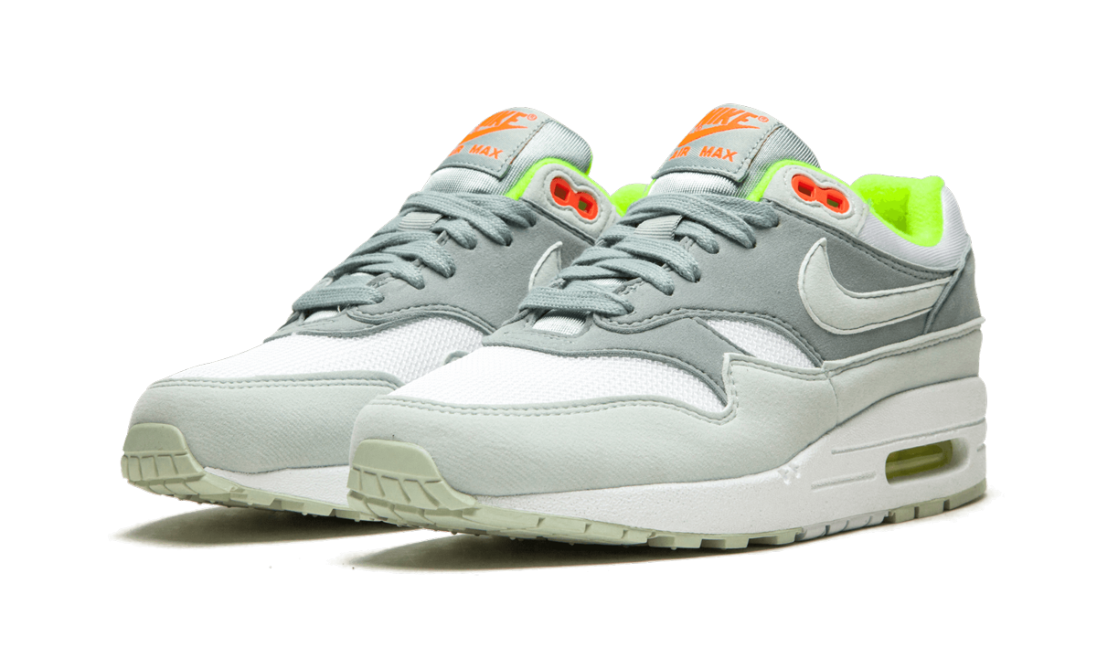 Nike AIR MAX 1 WMNS "Barely Grey / Pumice"