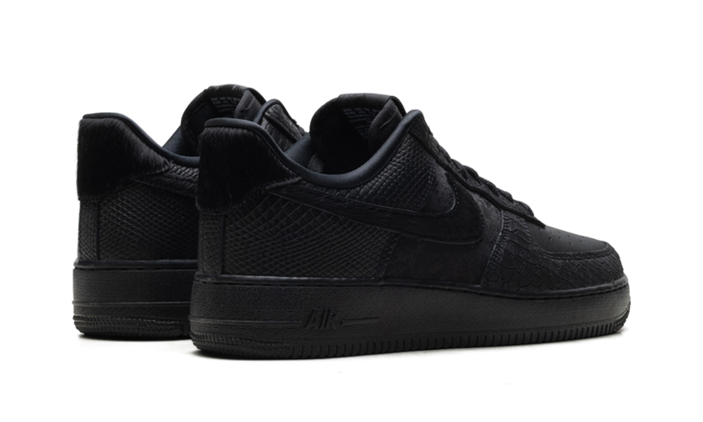 Nike Air Force 1 '07 LX "3X Celebration Triple Black" HQ1977 001