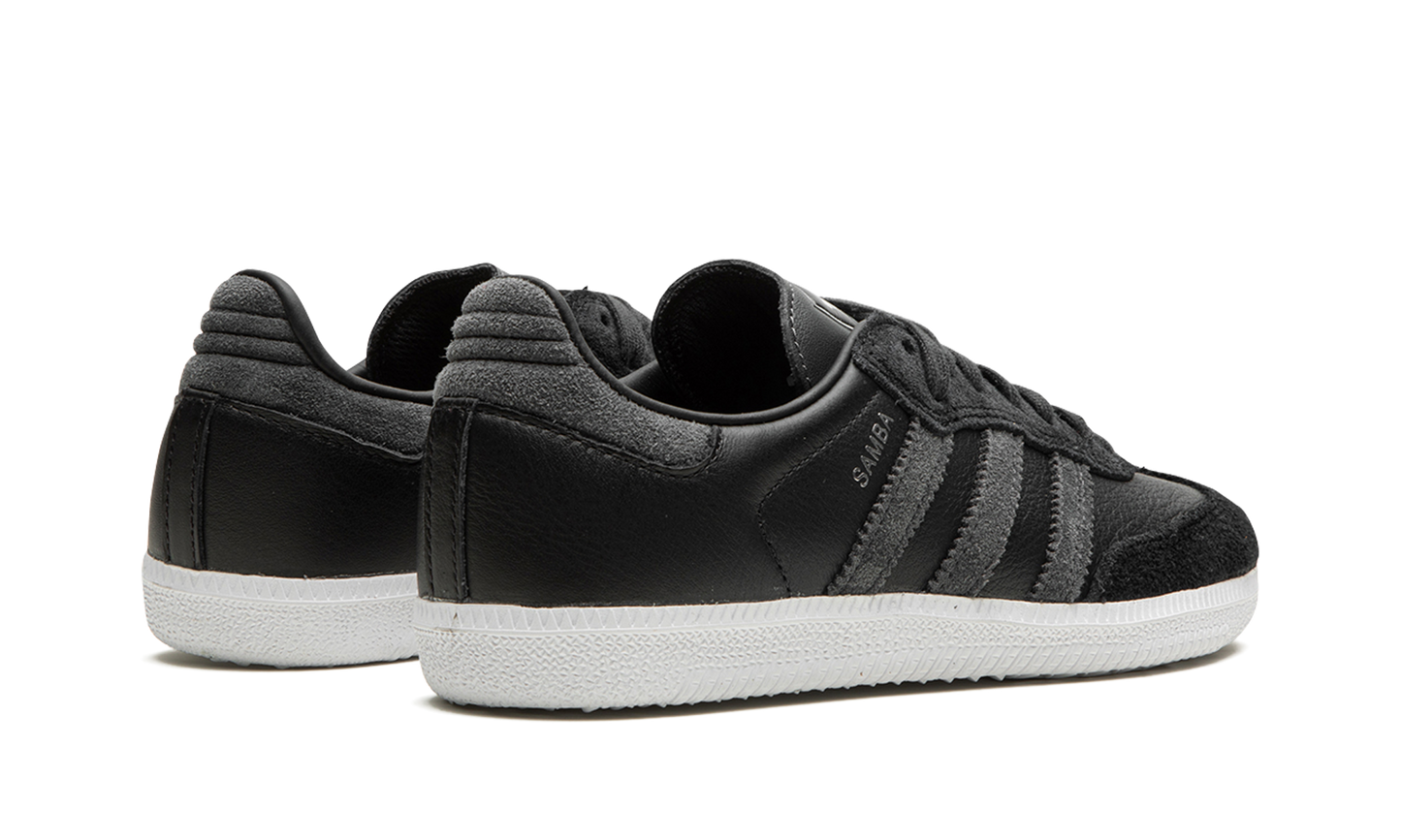 Adidas Samba Adv "Carbon" IG7572