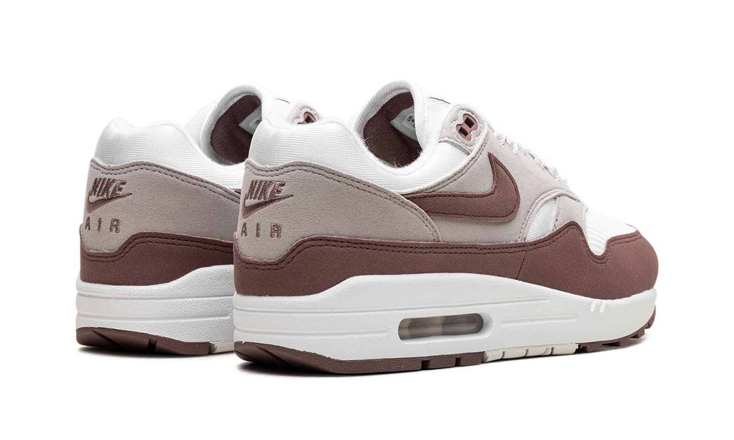 Nike AIR MAX 1 WMNS "Smokey Mauve" DZ2628 104