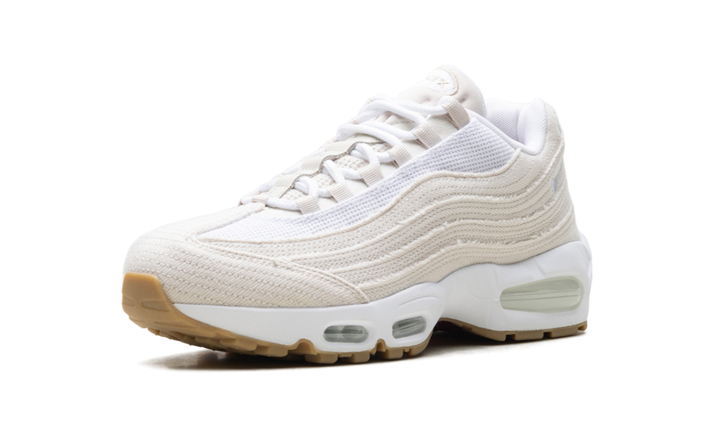 Nike Air Max 95 OG "Levi's Denim - Light Orewood Brown" HM4743 100