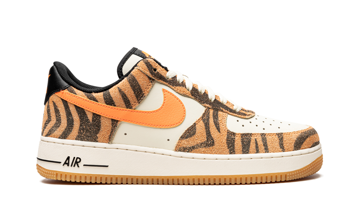 Nike Air Force 1 '07 PRM "Daktari Stripes" DJ6192 100