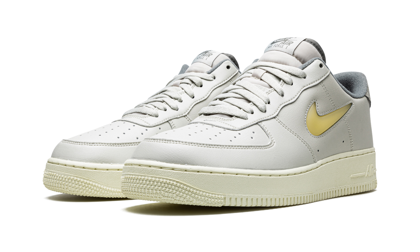 Nike Air Force 1 '07 LX DC8894 001
