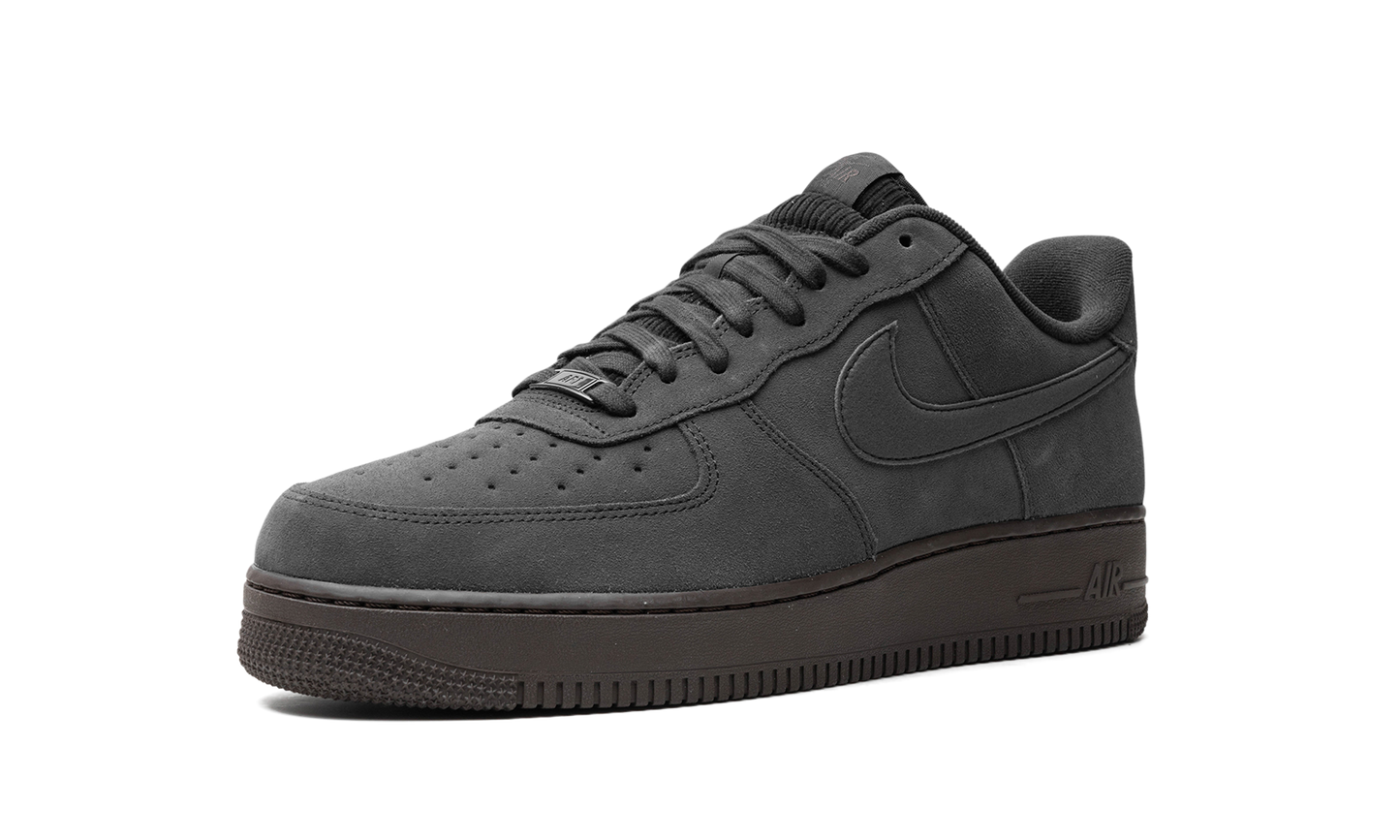 Nike Air Force 1 "Dark Chocolate" DO6730 001