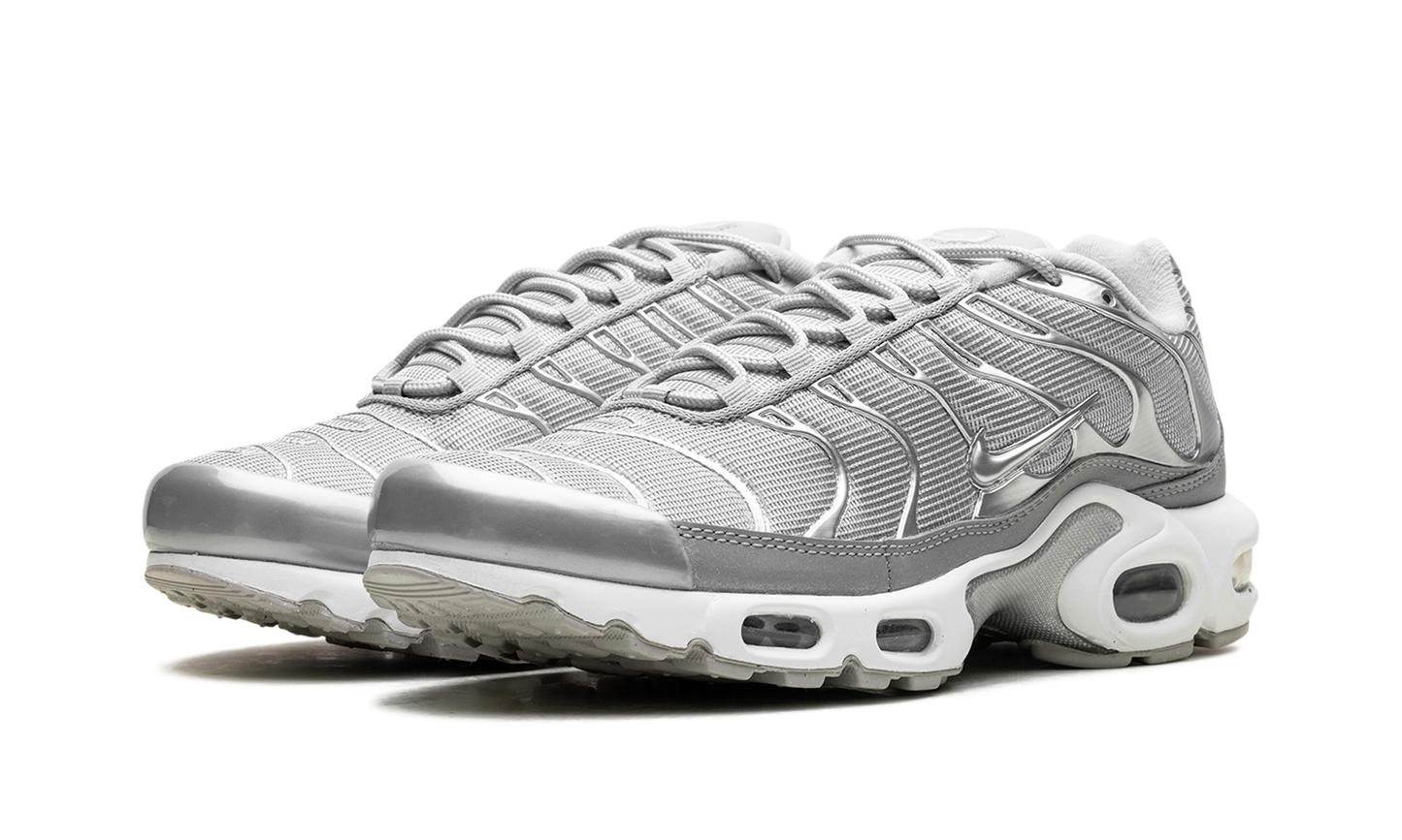 Nike Air Max Plus "Metallic Silver" Fj1012 095