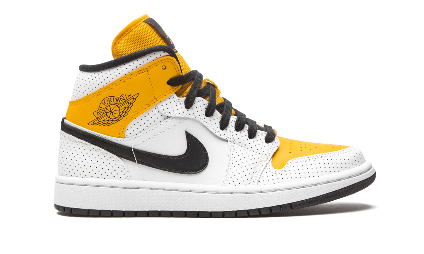 AIR JORDAN 1 MID WMNS Perforated BQ6472 107