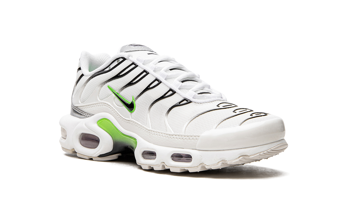 Nike AIR MAX PLUS MNS WMNS DN6997 100