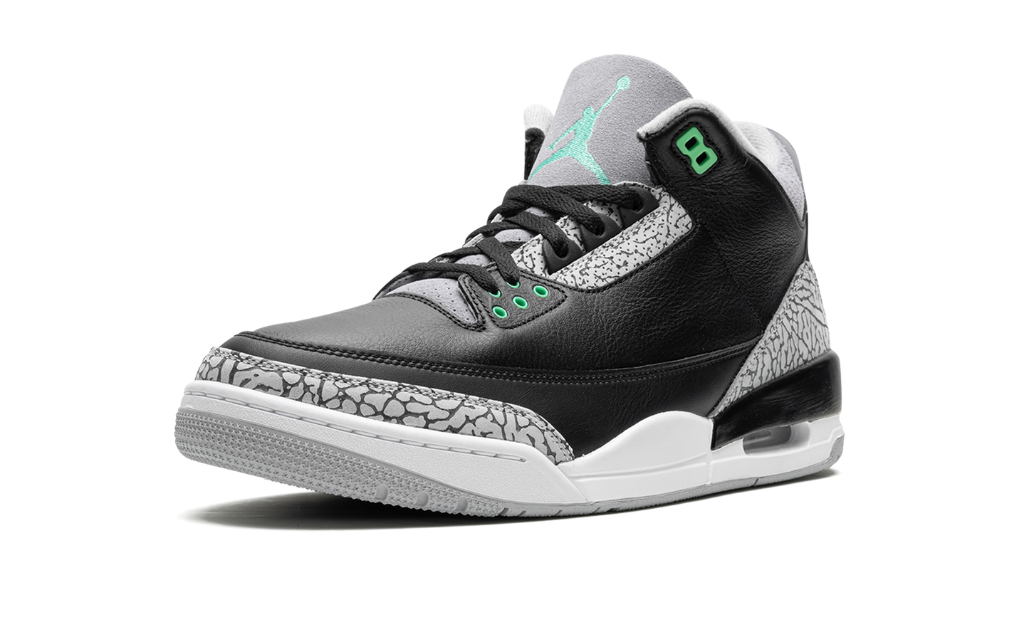 Air Jordan 3 Retro Green Glow CT8532 031