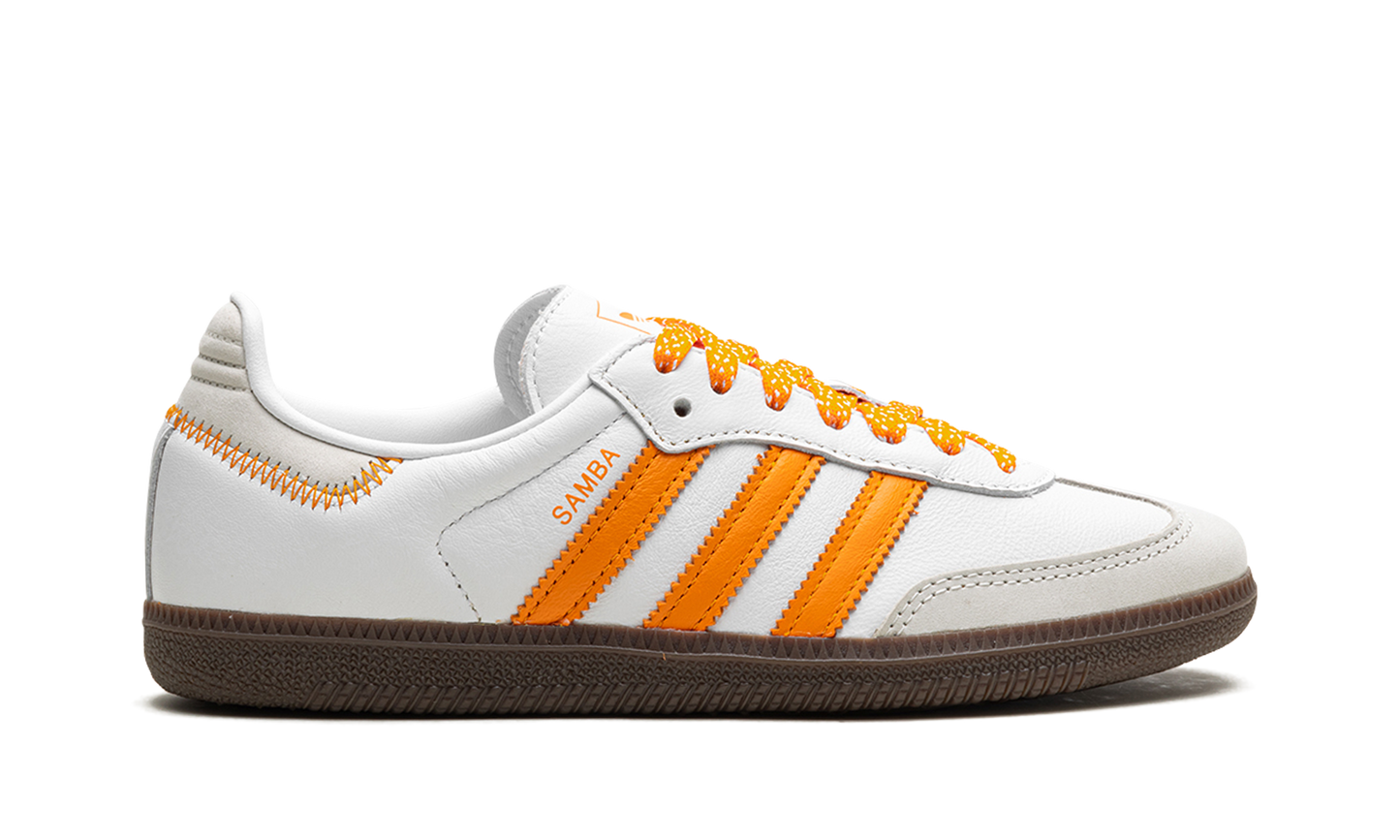 Adidas Samba OG WMNS "WHITE EQUIPMENT ORANGE" IE6521