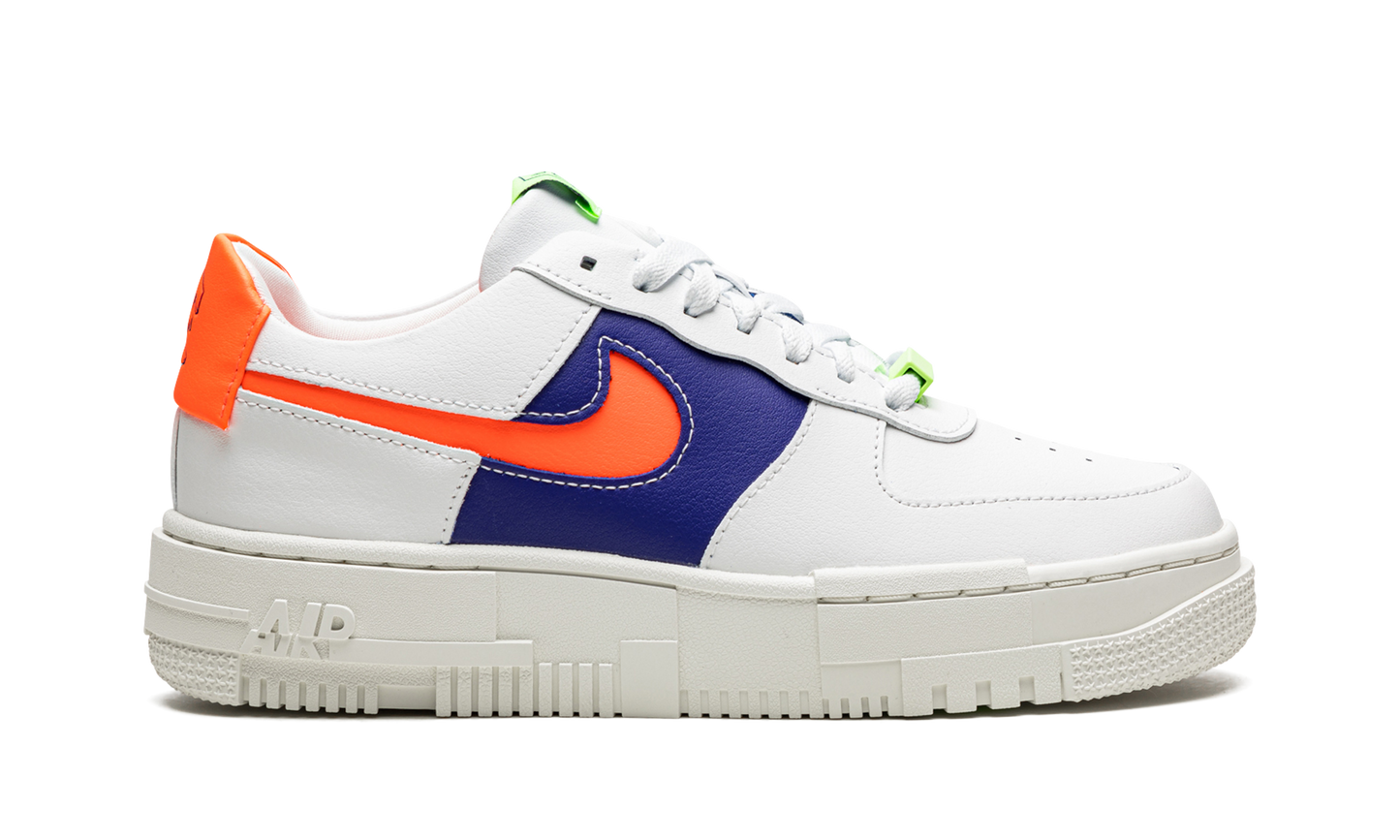 Nike AIR FORCE 1 LO PIXEL MNS WMNS White Concord Crimson DM8340 100