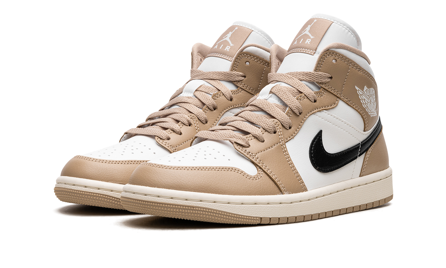 AIR JORDAN 1 MID WMNS Desert BQ6472 103
