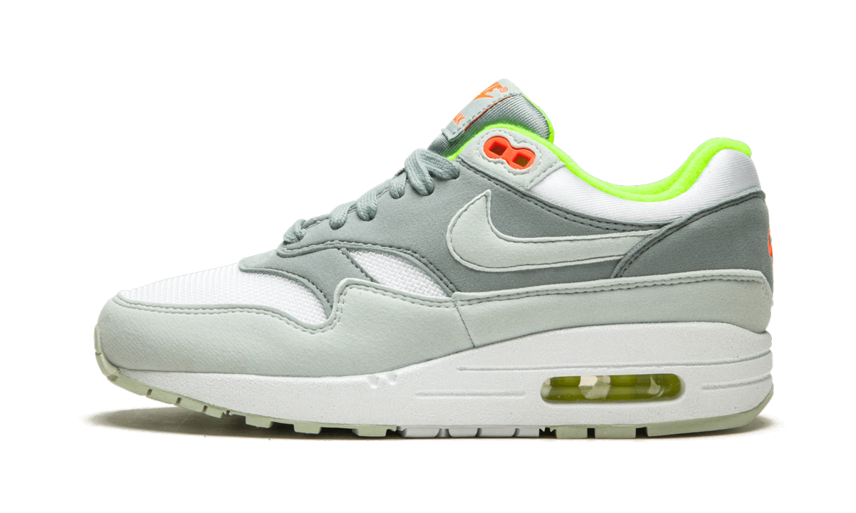 Nike AIR MAX 1 WMNS "Barely Grey / Pumice"