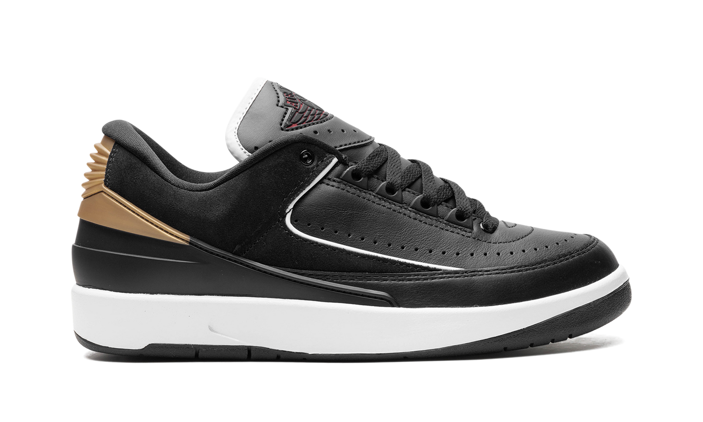 Jordan 2 Retro Low WMNS Black Metallic Gold DX4401 001