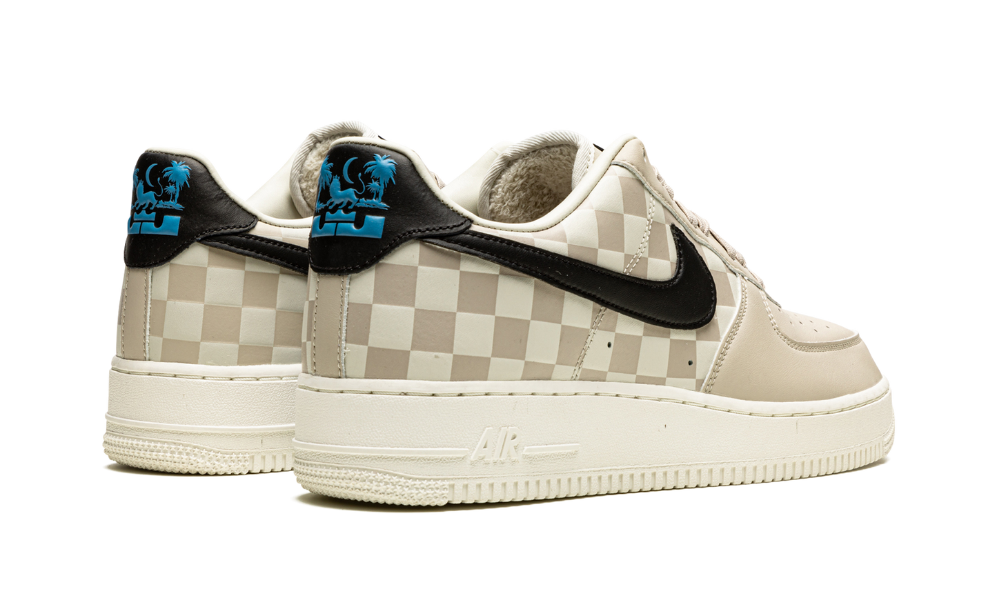 Nike Air Force 1 Low "LeBron James - King's Day" DC8877 200