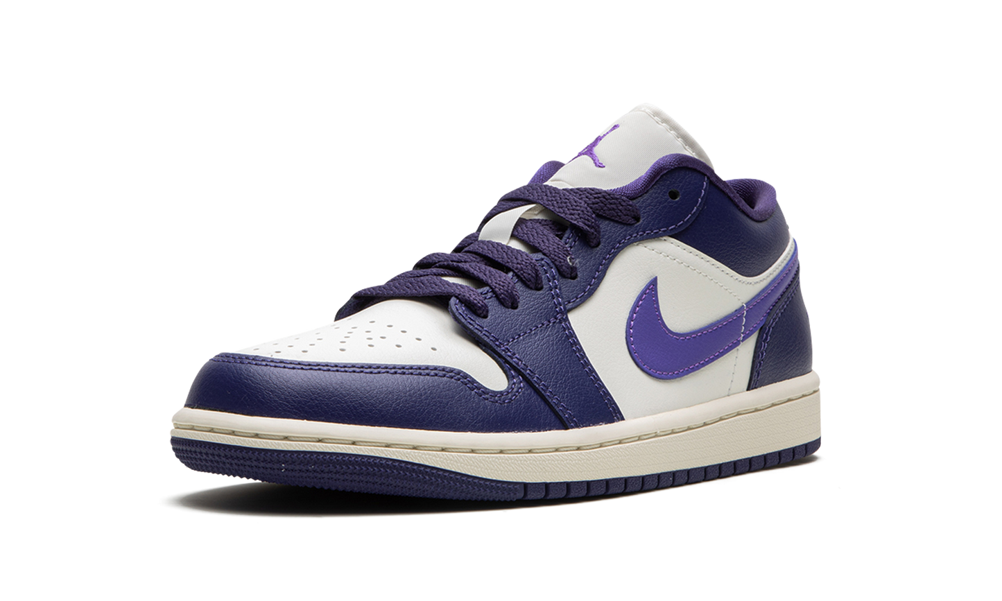 AIR JORDAN 1 LO WMNS Action Grape DC0774 502