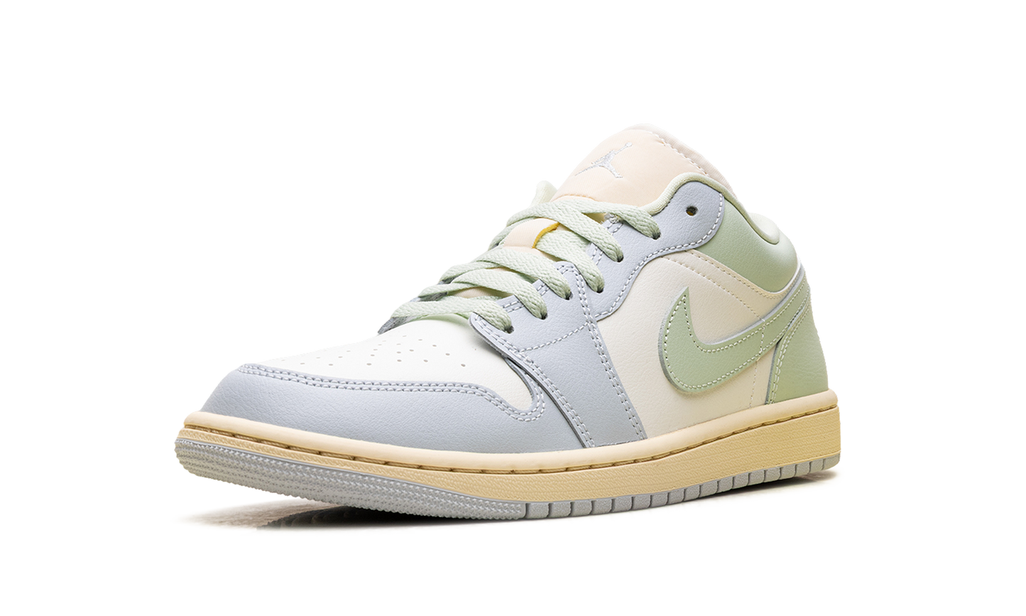 Air Jordan 1 Low WMNS Sail Jade Aura DC0774 108