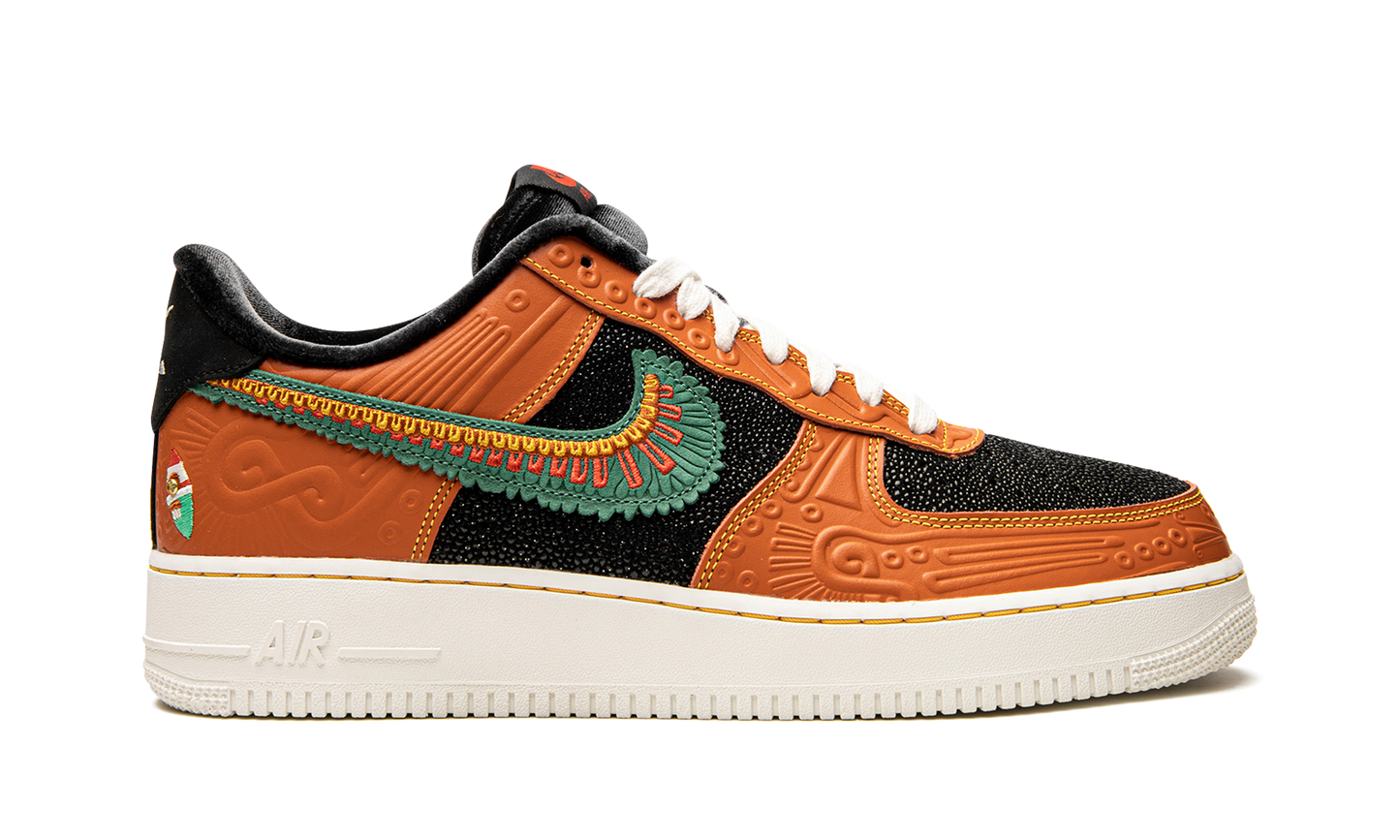 Nike Air Force 1 '07 LX "Siempre Familia" DO2157 816